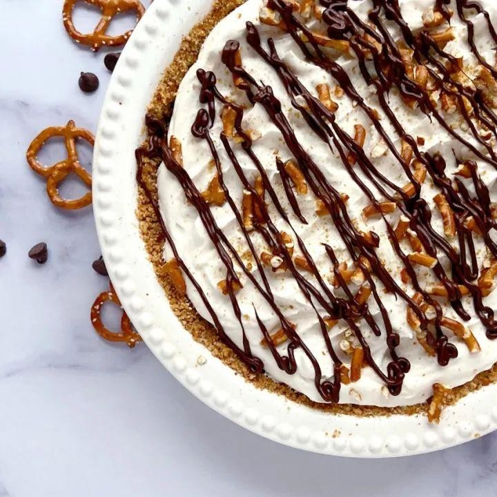 Chocolate Drizzled Butterscotch Deluxe Pie
