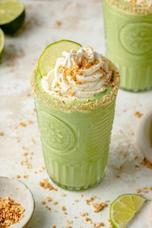 Easy Key Lime Pie Smoothie