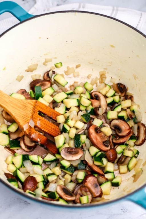 Vegetarian Green Chile Stew with Zucchini